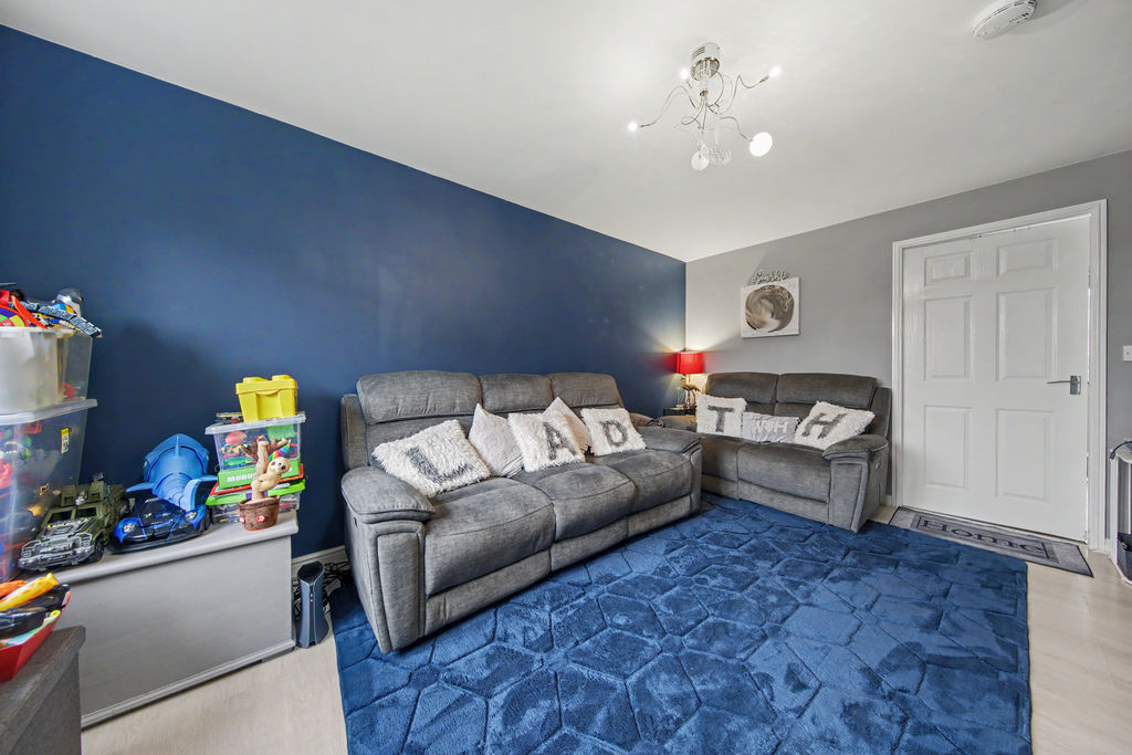 Masefield Avenue Holmewood